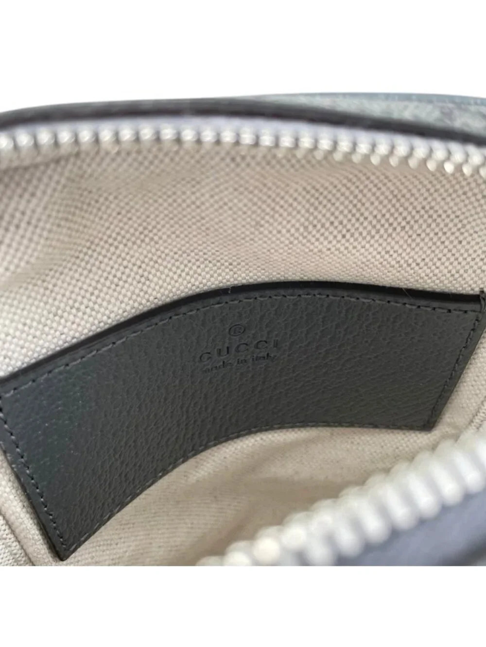 Gucci brand gg